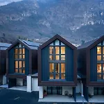 Valdastico Short Πανσιόν 4*