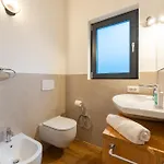 Πανσιόν Valdastico Short 4*