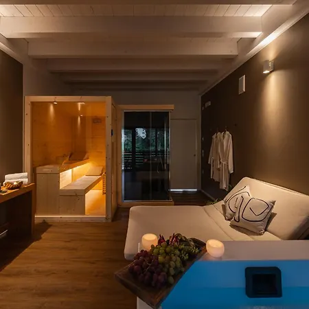 Affittacamere Valdastico Short 3*